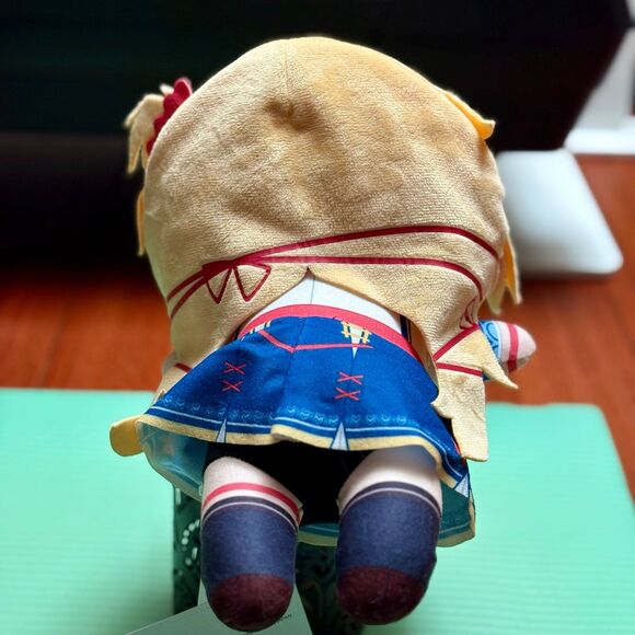 NWT Furyu Hololive BIG lying down 11” plush: Akai Haata - Picture 3 of 6